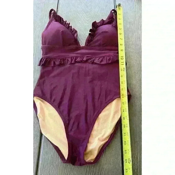 J. Crew Ruffle Deep-V One Piece Size 6 Burgandy Purple Swimsuit - Picture 4 of 9